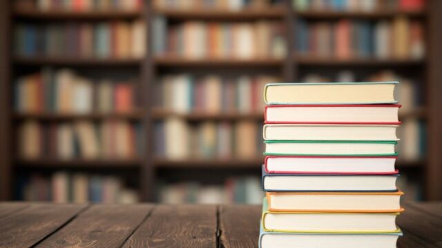 Adam Woronowicz w bibliotece 8 października